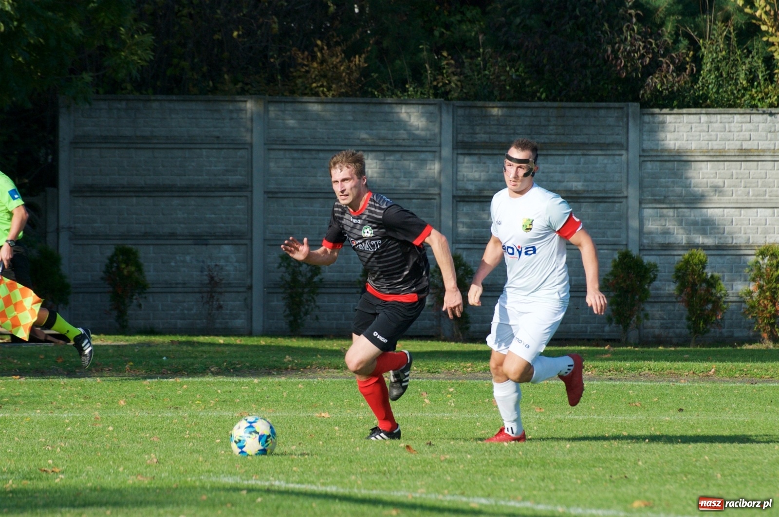 Zdjęcie w galerii na portalu naszraciborz.pl: Klasa okręgowa. Bez bramek w starciu beniaminków [FOTO] wiadomości z regionu