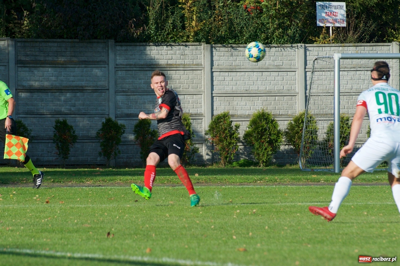 Zdjęcie w galerii na portalu naszraciborz.pl: Klasa okręgowa. Bez bramek w starciu beniaminków [FOTO] wiadomości z regionu
