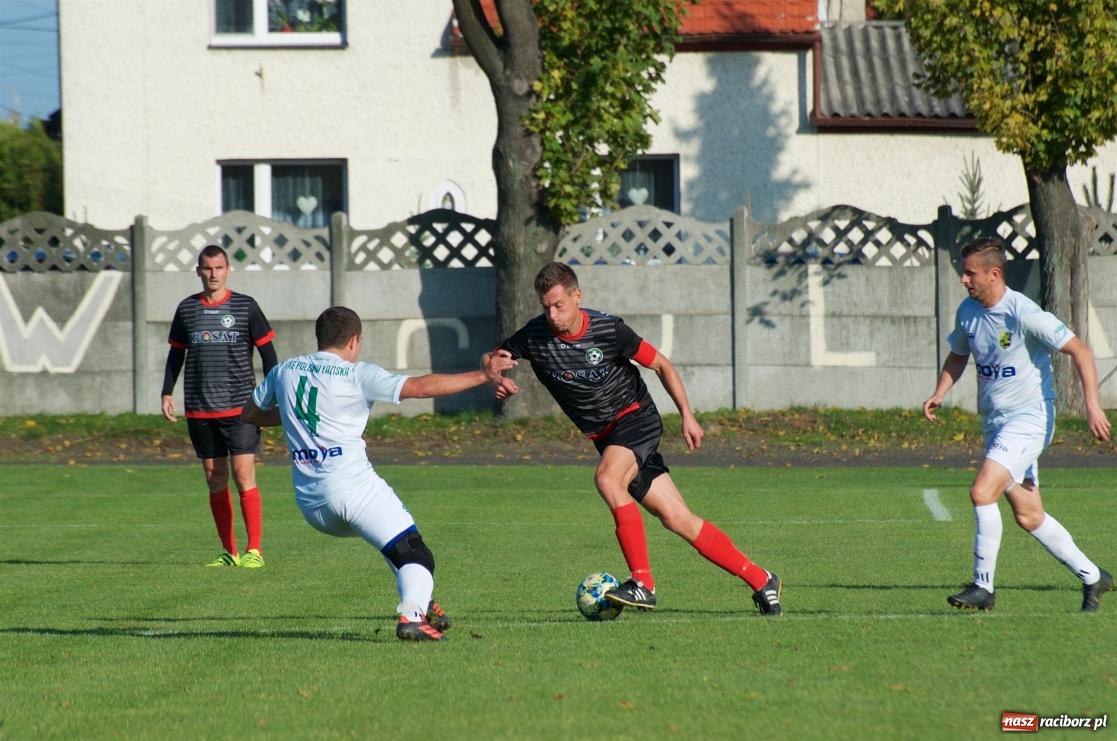 Zdjęcie w galerii na portalu naszraciborz.pl: Klasa okręgowa. Bez bramek w starciu beniaminków [FOTO] wiadomości z regionu