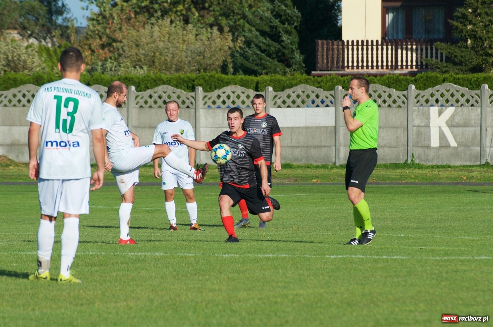 Zdjęcie w galerii na portalu naszraciborz.pl: Klasa okręgowa. Bez bramek w starciu beniaminków [FOTO] wiadomości z regionu