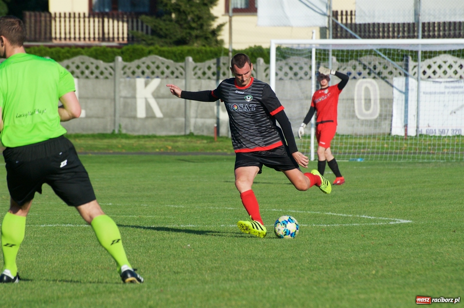 Zdjęcie w galerii na portalu naszraciborz.pl: Klasa okręgowa. Bez bramek w starciu beniaminków [FOTO] wiadomości z regionu