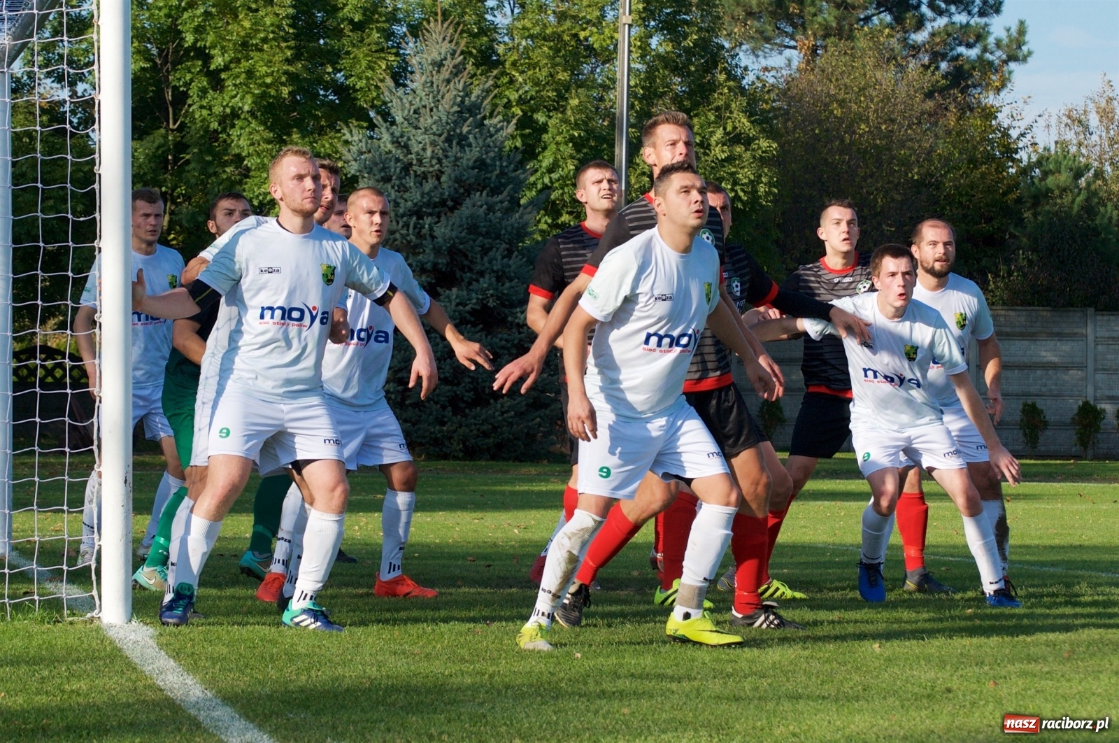 Zdjęcie w galerii na portalu naszraciborz.pl: Klasa okręgowa. Bez bramek w starciu beniaminków [FOTO] wiadomości z regionu