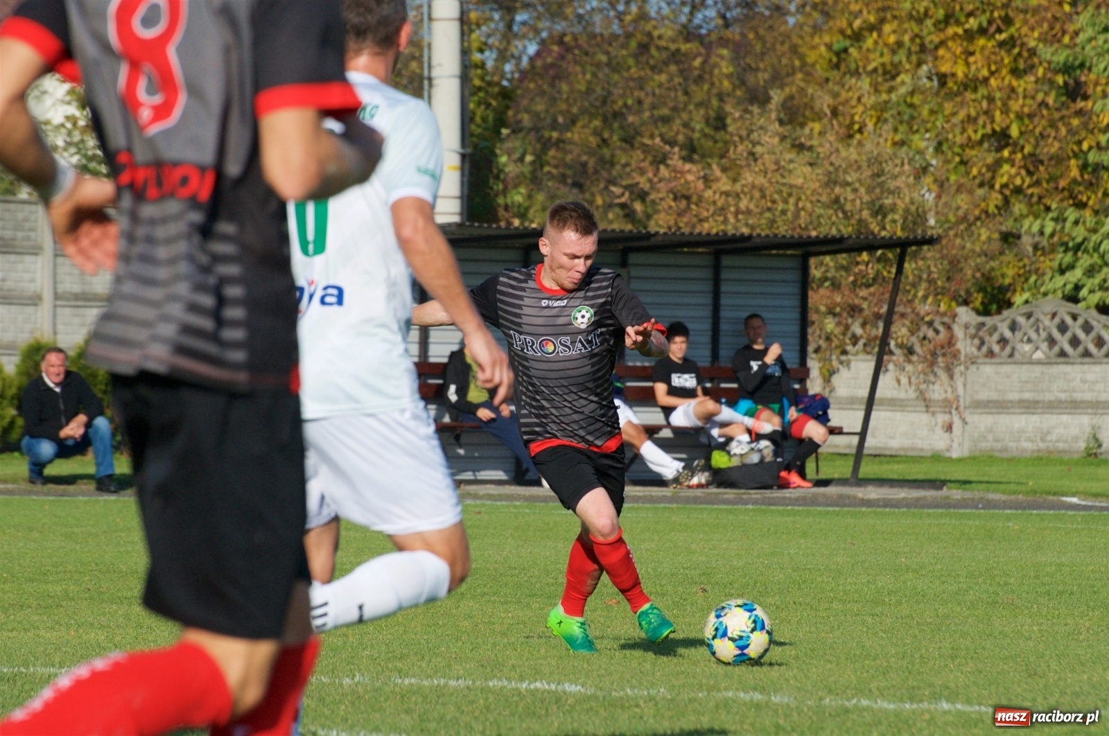 Zdjęcie w galerii na portalu naszraciborz.pl: Klasa okręgowa. Bez bramek w starciu beniaminków [FOTO] wiadomości z regionu