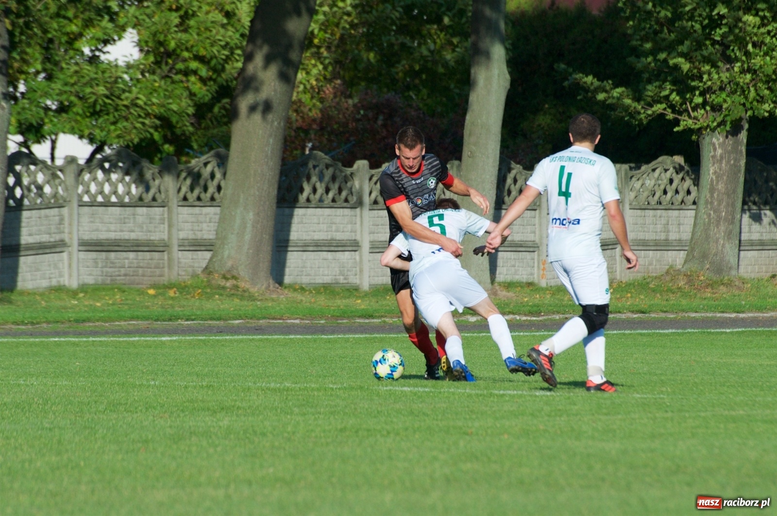 Zdjęcie w galerii na portalu naszraciborz.pl: Klasa okręgowa. Bez bramek w starciu beniaminków [FOTO] wiadomości z regionu
