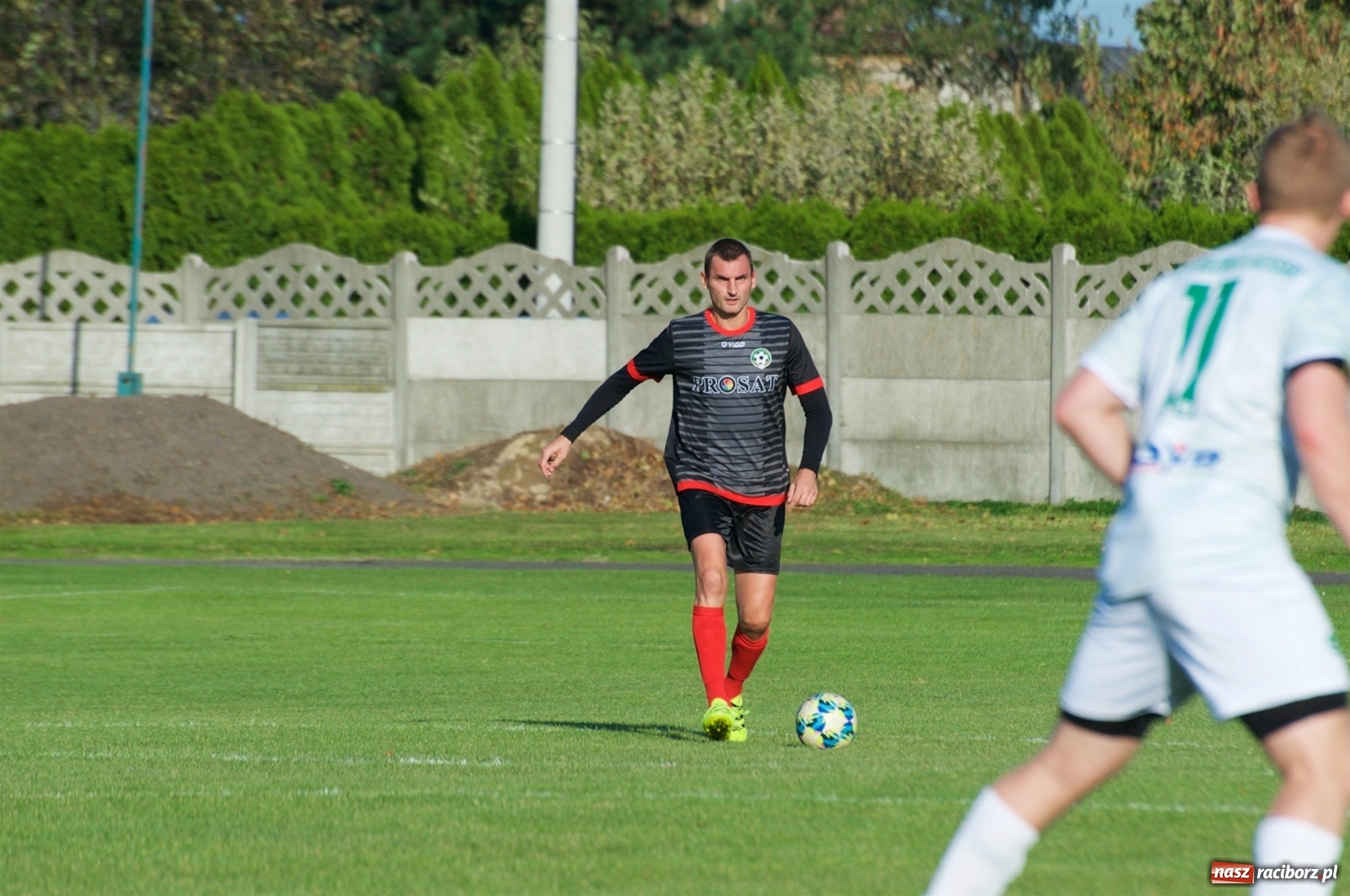 Zdjęcie w galerii na portalu naszraciborz.pl: Klasa okręgowa. Bez bramek w starciu beniaminków [FOTO] wiadomości z regionu