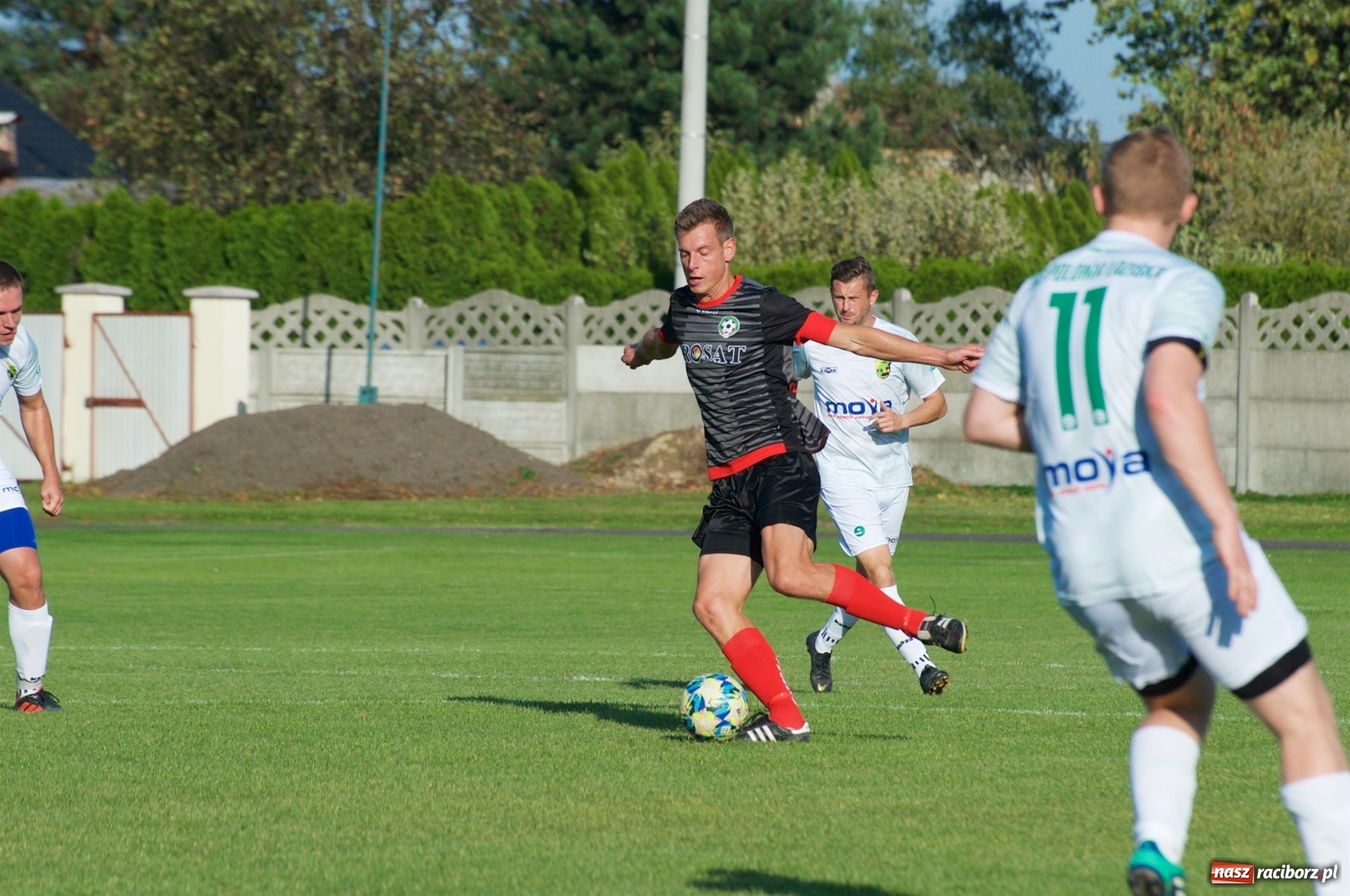 Zdjęcie w galerii na portalu naszraciborz.pl: Klasa okręgowa. Bez bramek w starciu beniaminków [FOTO] wiadomości z regionu