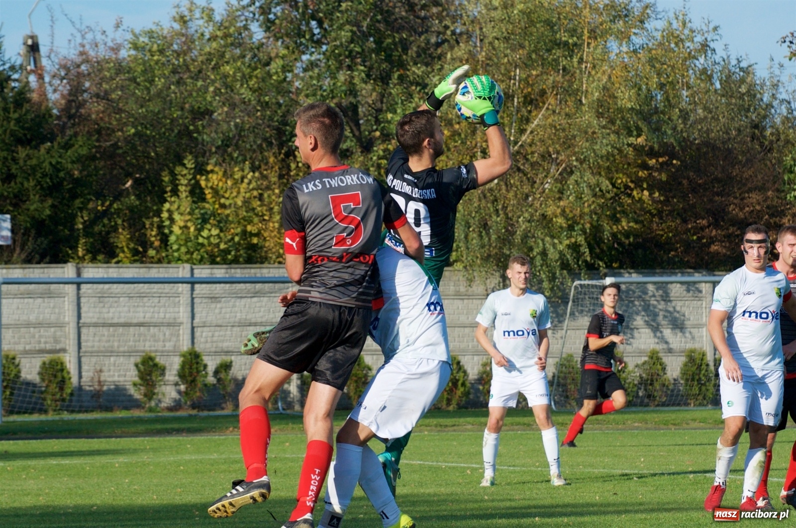 Zdjęcie w galerii na portalu naszraciborz.pl: Klasa okręgowa. Bez bramek w starciu beniaminków [FOTO] wiadomości z regionu