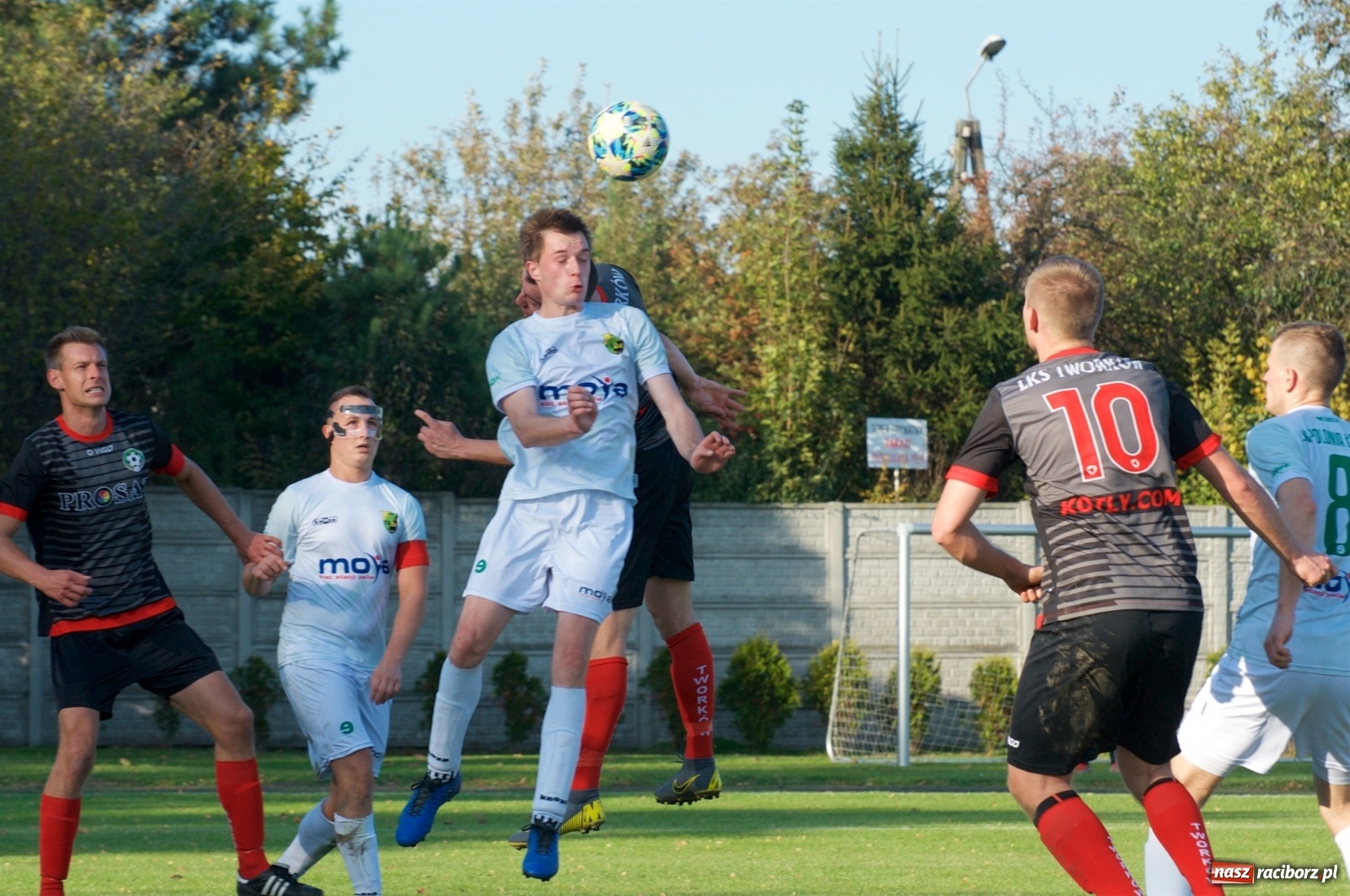 Zdjęcie w galerii na portalu naszraciborz.pl: Klasa okręgowa. Bez bramek w starciu beniaminków [FOTO] wiadomości z regionu
