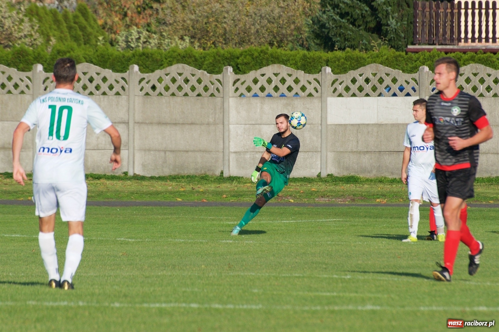 Zdjęcie w galerii na portalu naszraciborz.pl: Klasa okręgowa. Bez bramek w starciu beniaminków [FOTO] wiadomości z regionu