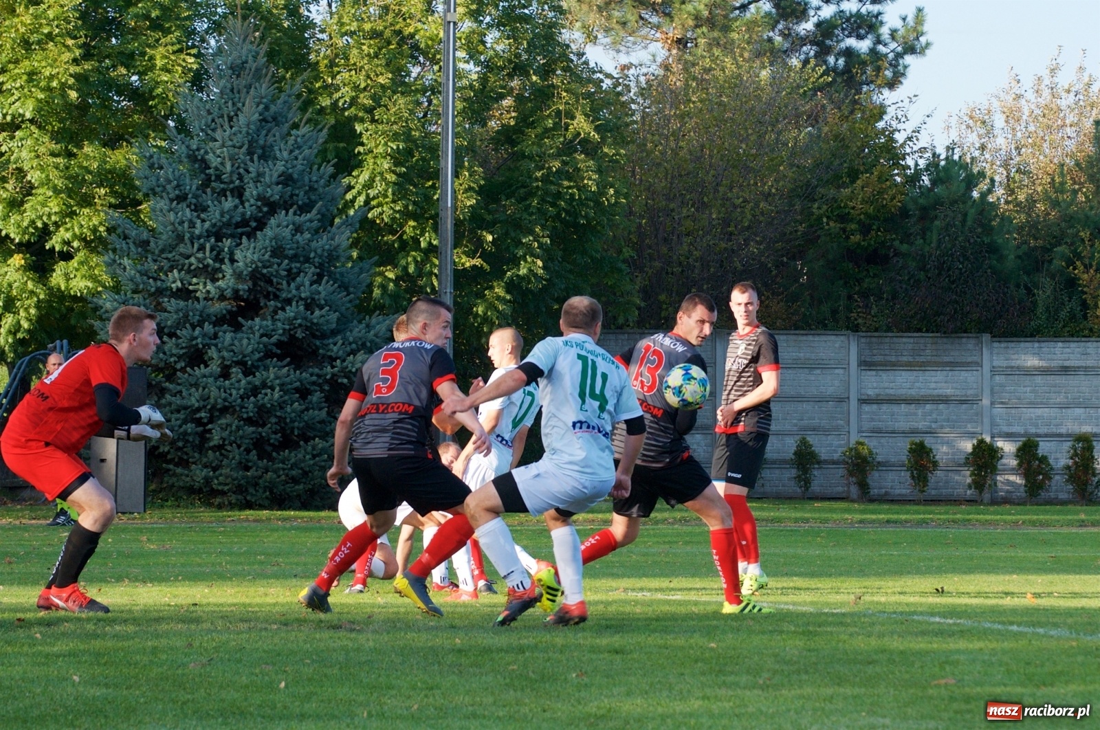 Zdjęcie w galerii na portalu naszraciborz.pl: Klasa okręgowa. Bez bramek w starciu beniaminków [FOTO] wiadomości z regionu