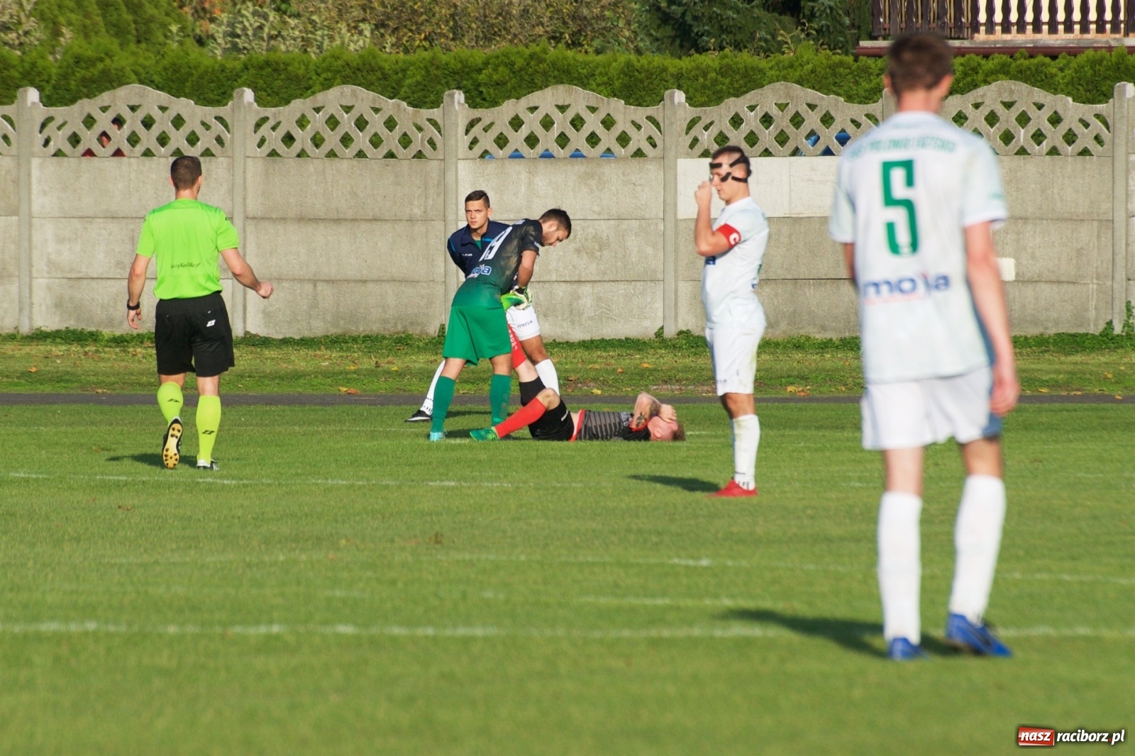 Zdjęcie w galerii na portalu naszraciborz.pl: Klasa okręgowa. Bez bramek w starciu beniaminków [FOTO] wiadomości z regionu
