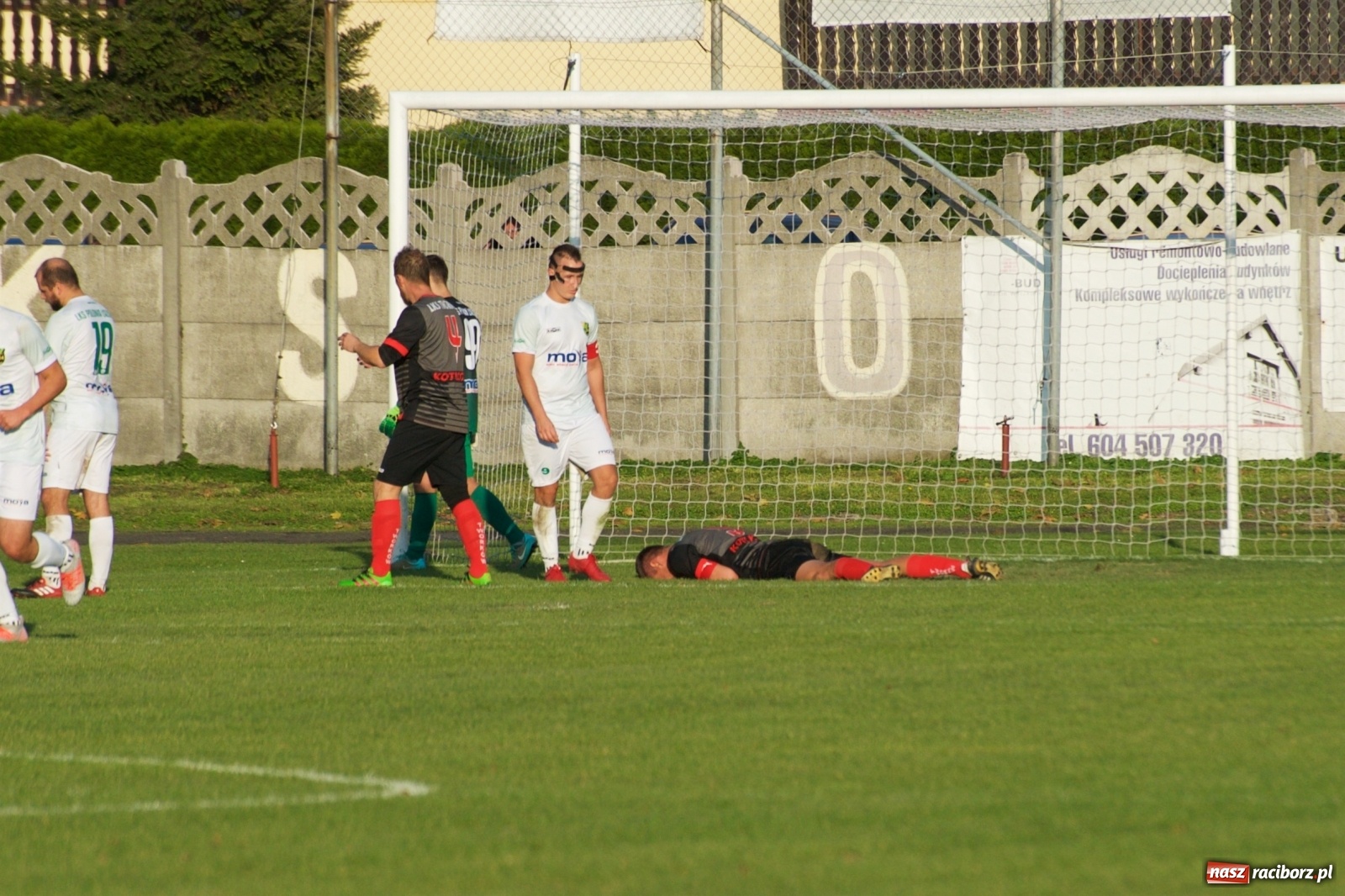 Zdjęcie w galerii na portalu naszraciborz.pl: Klasa okręgowa. Bez bramek w starciu beniaminków [FOTO] wiadomości z regionu