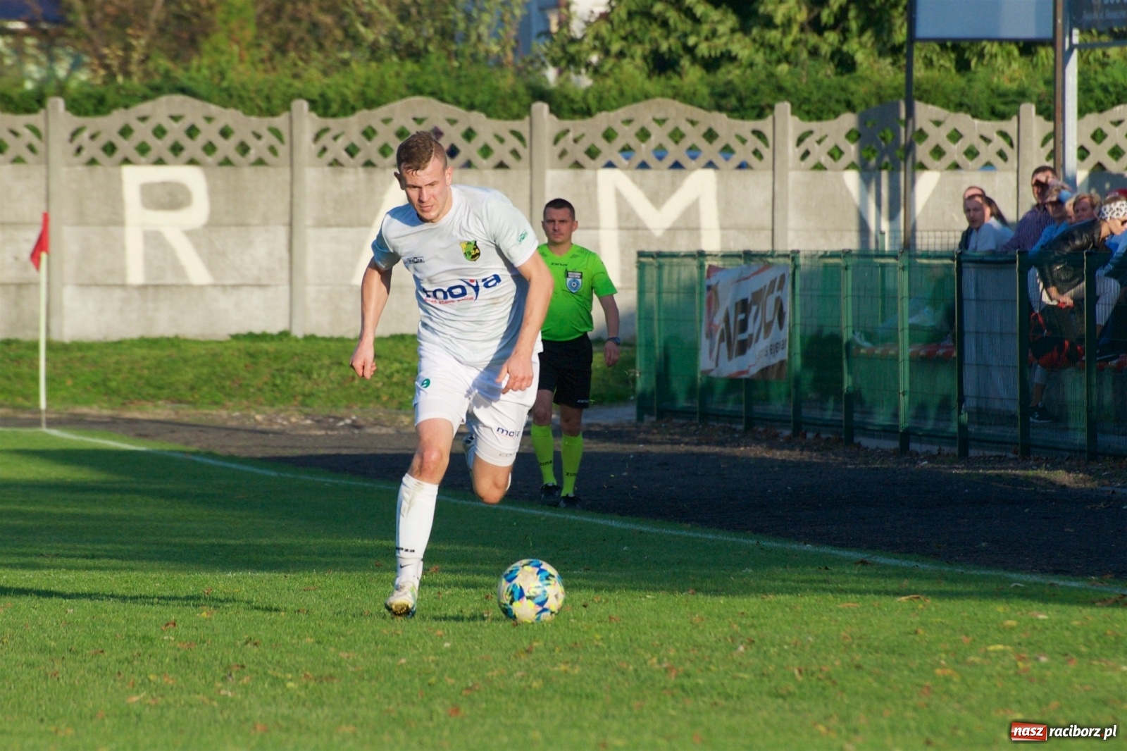 Zdjęcie w galerii na portalu naszraciborz.pl: Klasa okręgowa. Bez bramek w starciu beniaminków [FOTO] wiadomości z regionu