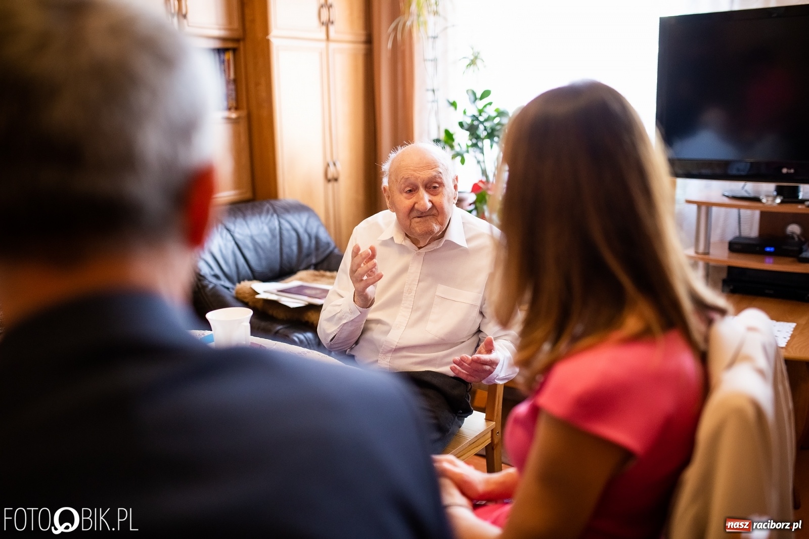 Zdjęcie w galerii na portalu naszraciborz.pl: Stulatek Paweł Kołek z Raciborza odebrał gratulacje od prezydenta wiadomości z regionu