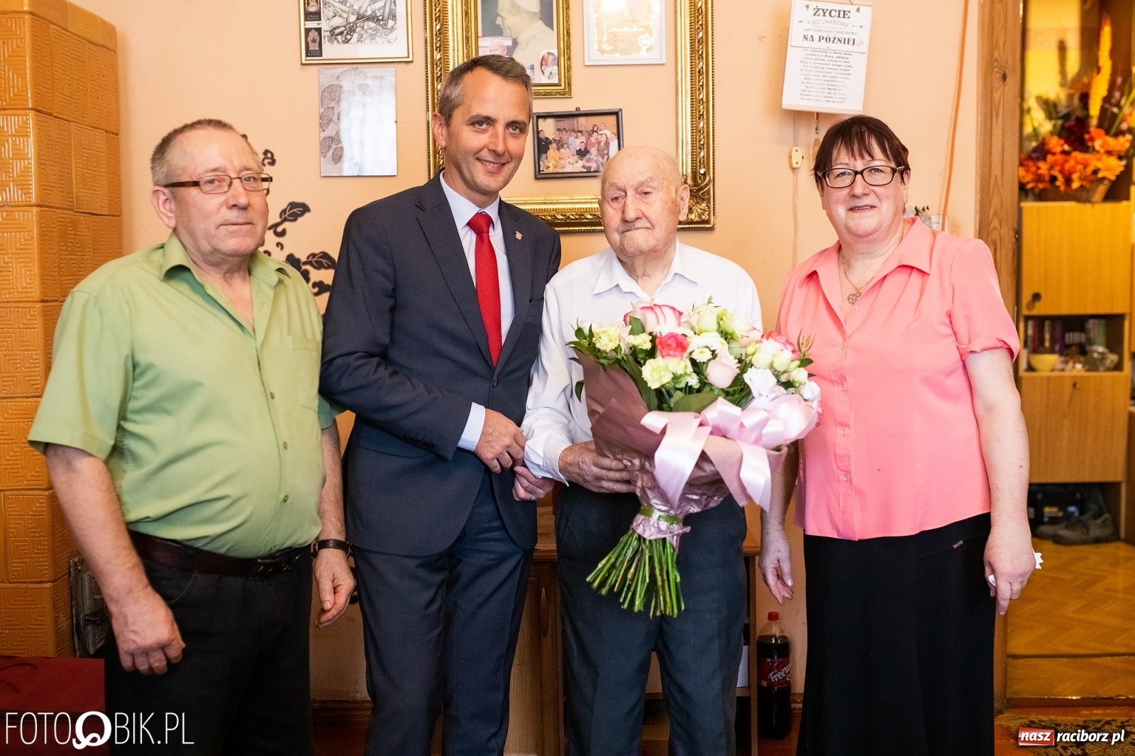 Zdjęcie w galerii na portalu naszraciborz.pl: Stulatek Paweł Kołek z Raciborza odebrał gratulacje od prezydenta wiadomości z regionu