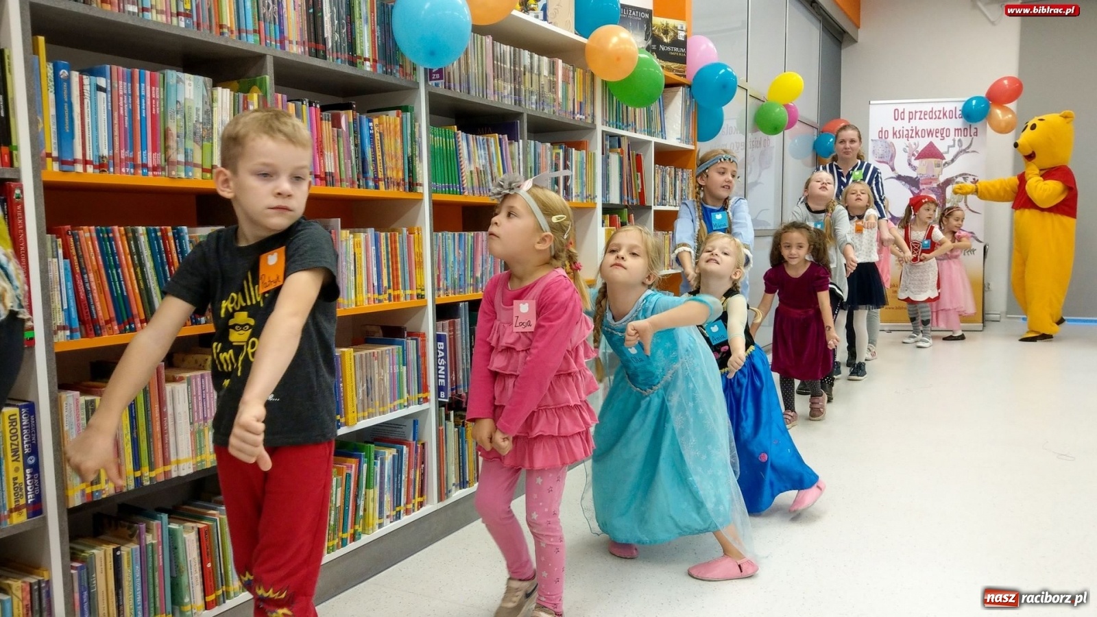 Zdjęcie w galerii na portalu naszraciborz.pl: Urodziny Kubusia Puchatka w raciborskiej bibliotece  wiadomości z regionu