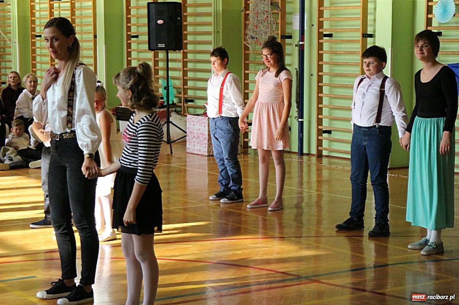 Zdjęcie w galerii na portalu naszraciborz.pl: Dzień Nauczyciela w Zespole Szkół Specjalnych wiadomości z regionu