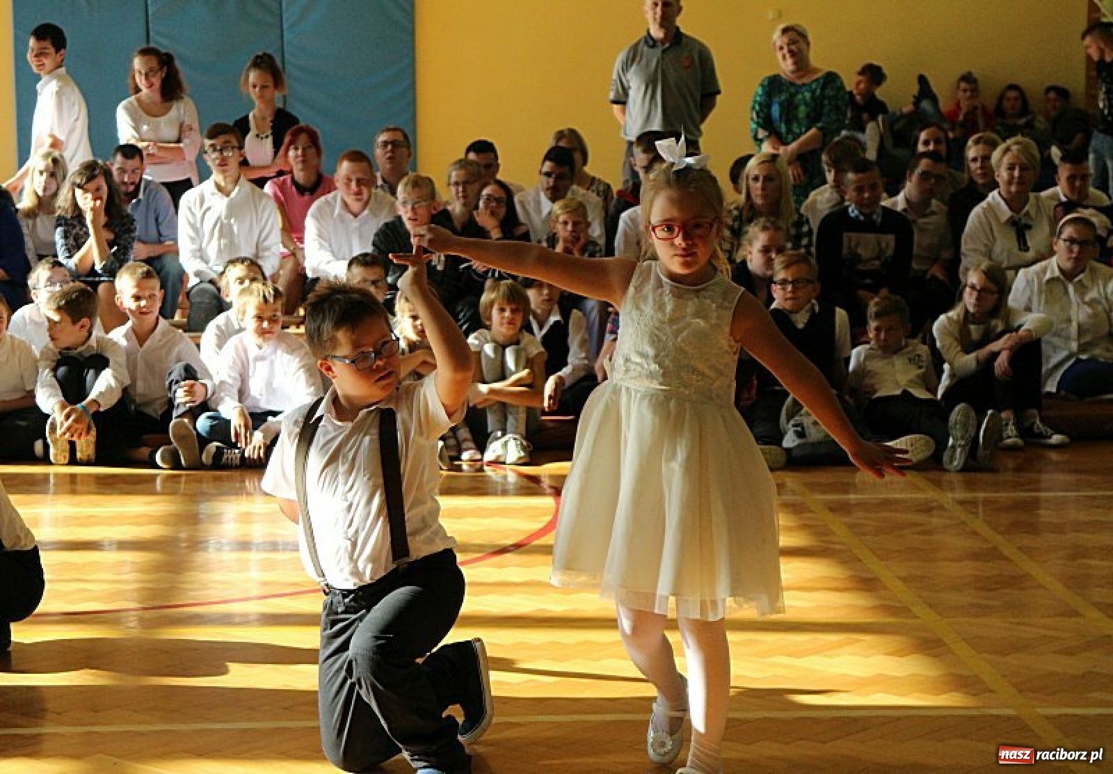 Zdjęcie w galerii na portalu naszraciborz.pl: Dzień Nauczyciela w Zespole Szkół Specjalnych wiadomości z regionu