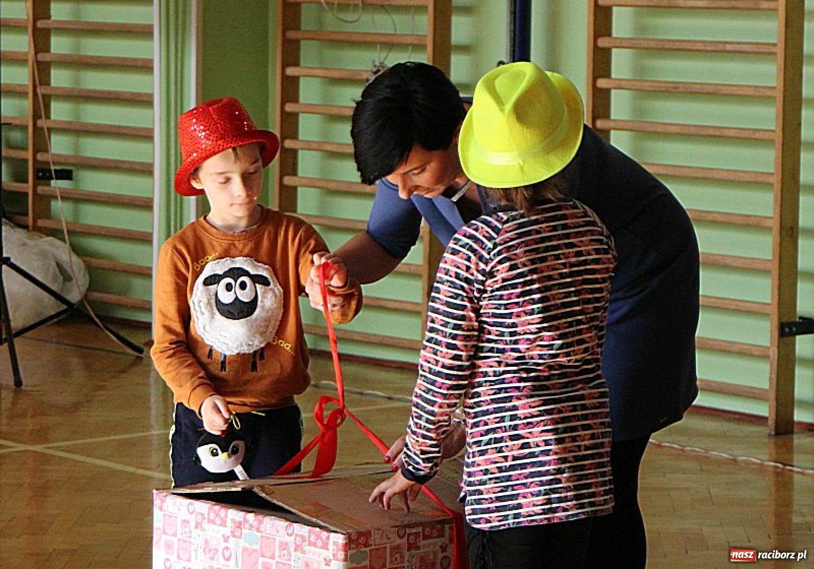 Zdjęcie w galerii na portalu naszraciborz.pl: Dzień Nauczyciela w Zespole Szkół Specjalnych wiadomości z regionu