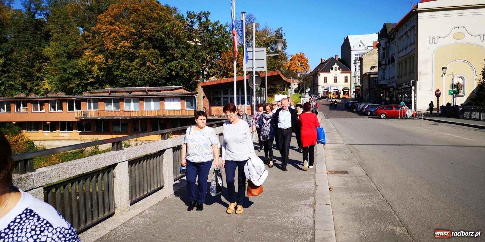 Zdjęcie w galerii na portalu naszraciborz.pl: Cieszyn ucieszył seniorów z gminy Krzanowice i Chuchelná  wiadomości z regionu