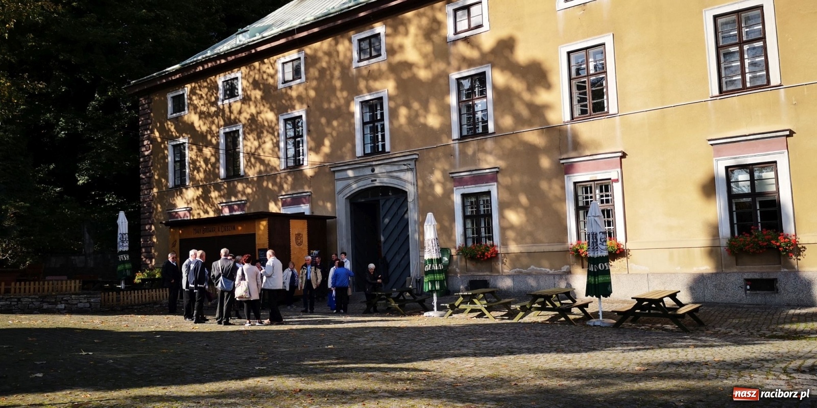 Zdjęcie w galerii na portalu naszraciborz.pl: Cieszyn ucieszył seniorów z gminy Krzanowice i Chuchelná  wiadomości z regionu