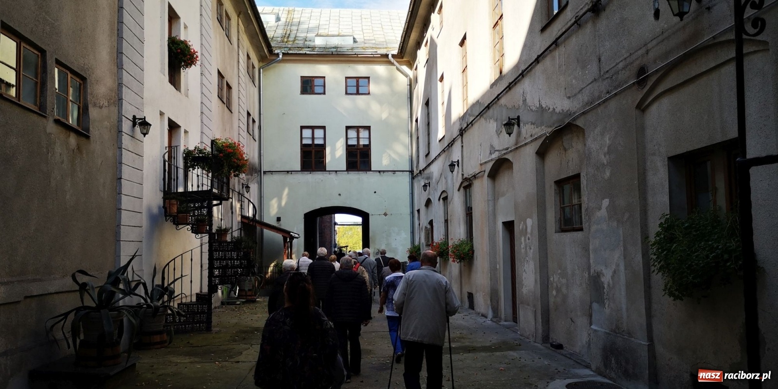 Zdjęcie w galerii na portalu naszraciborz.pl: Cieszyn ucieszył seniorów z gminy Krzanowice i Chuchelná  wiadomości z regionu