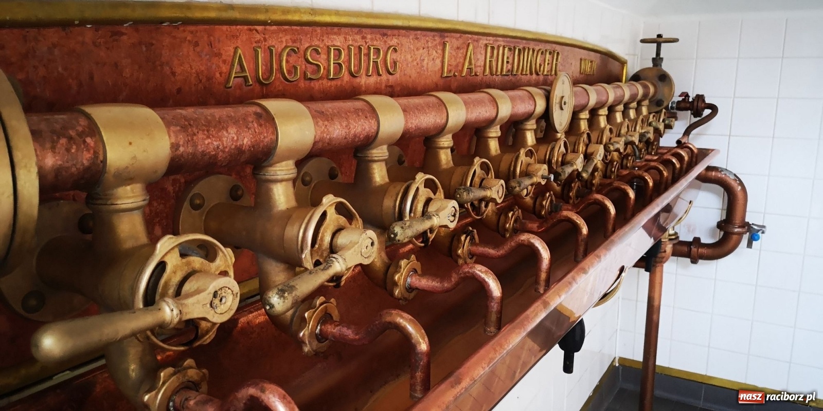 Zdjęcie w galerii na portalu naszraciborz.pl: Cieszyn ucieszył seniorów z gminy Krzanowice i Chuchelná  wiadomości z regionu