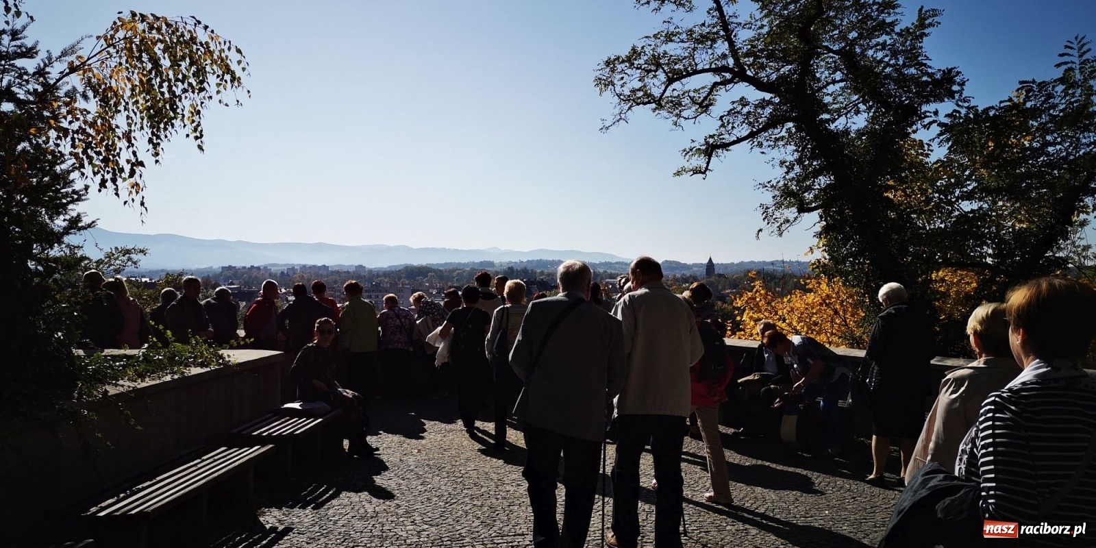 Zdjęcie w galerii na portalu naszraciborz.pl: Cieszyn ucieszył seniorów z gminy Krzanowice i Chuchelná  wiadomości z regionu