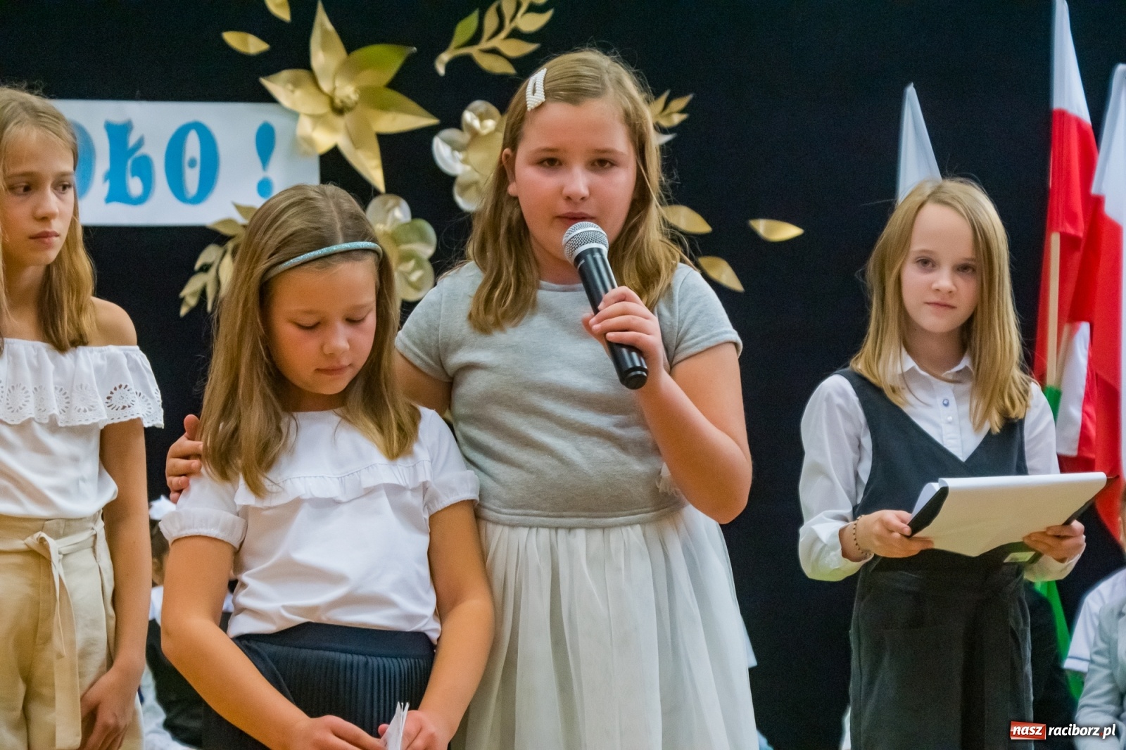 Zdjęcie w galerii na portalu naszraciborz.pl: Pierwszoklasiści dołączyli do grona uczniów SP 13 [FOTO i WIDEO] wiadomości z regionu