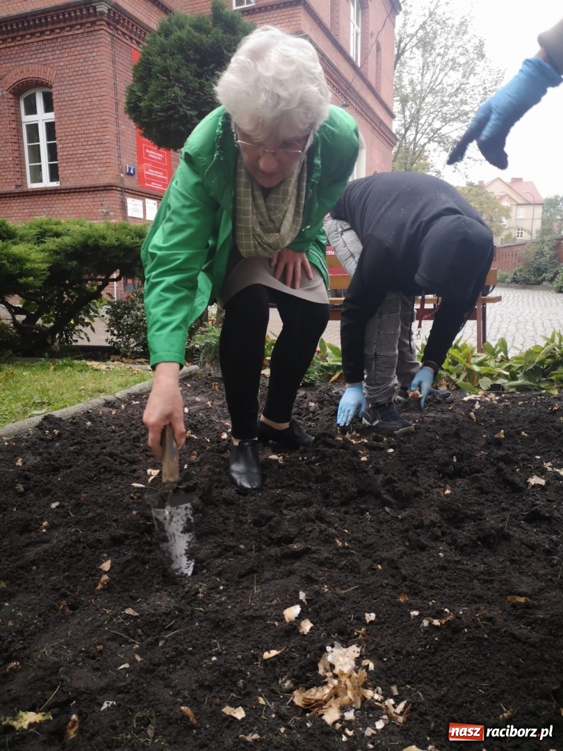 Zdjęcie w galerii na portalu naszraciborz.pl: Ośrodek dla niesłyszących przyjacielem raciborskiego hospicjum wiadomości z regionu
