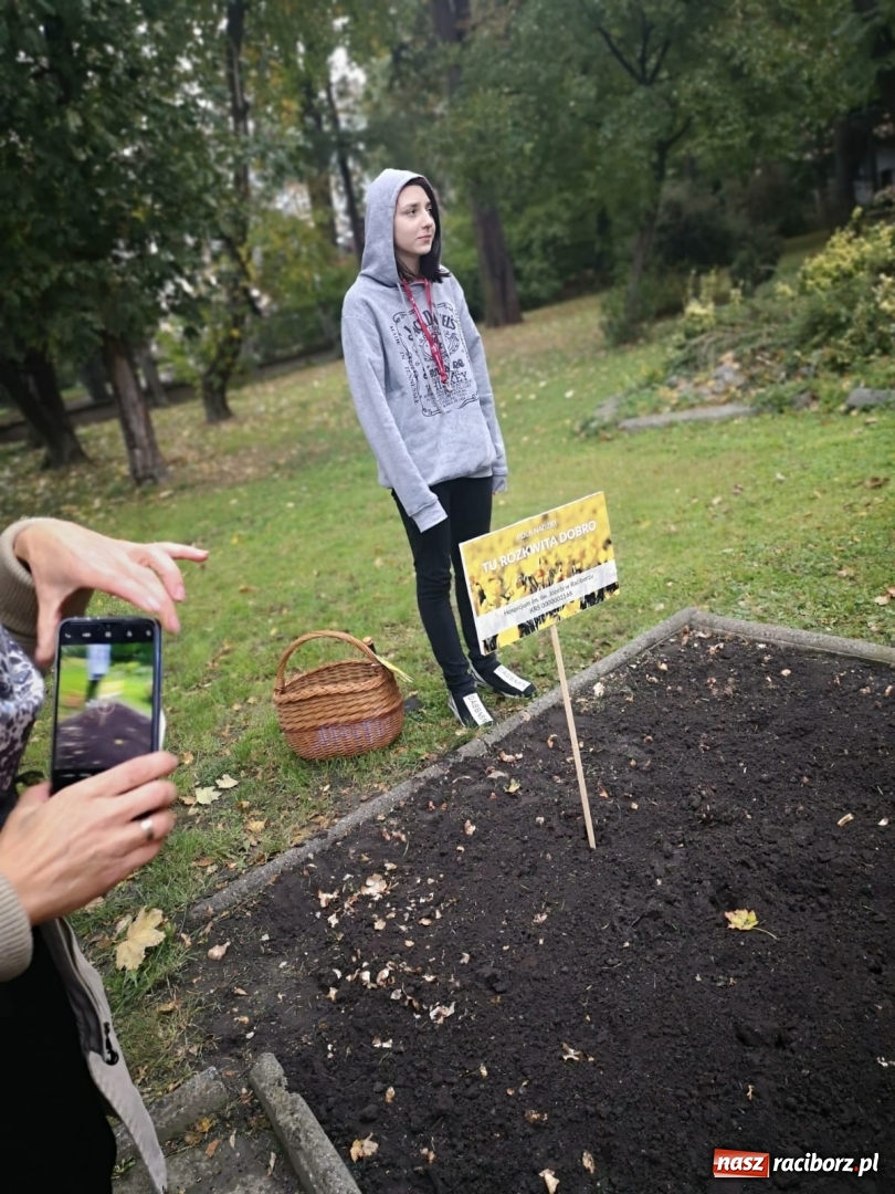 Zdjęcie w galerii na portalu naszraciborz.pl: Ośrodek dla niesłyszących przyjacielem raciborskiego hospicjum wiadomości z regionu