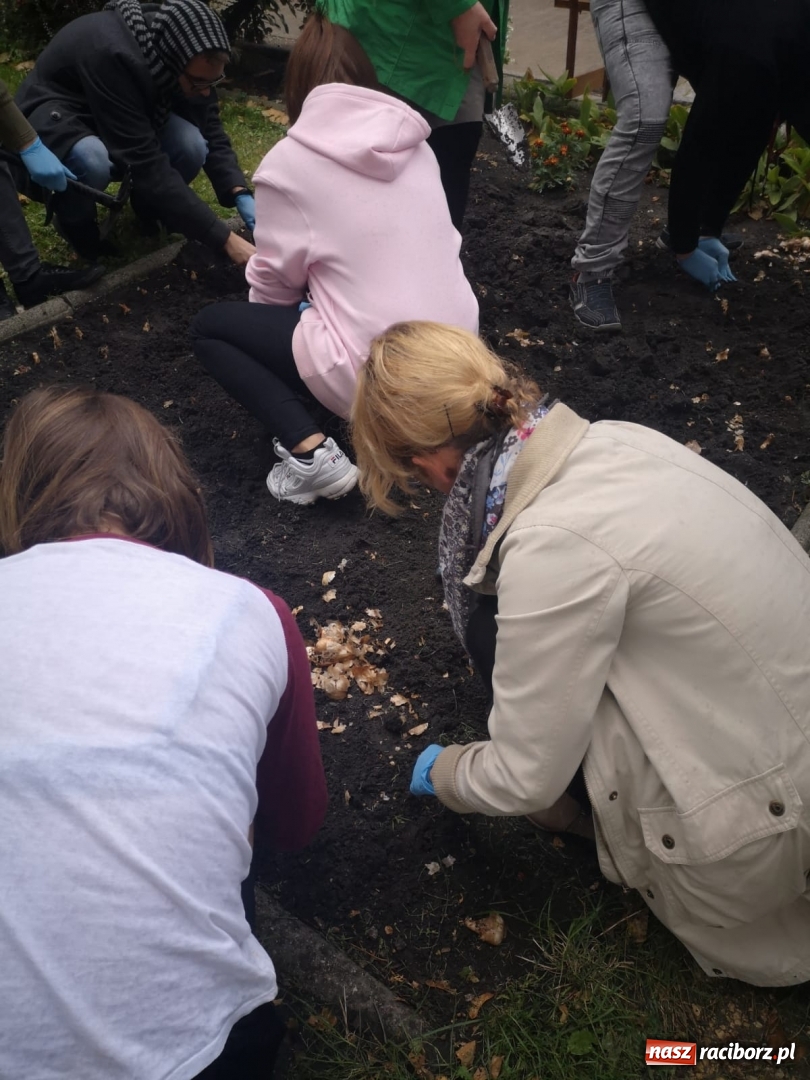 Zdjęcie w galerii na portalu naszraciborz.pl: Ośrodek dla niesłyszących przyjacielem raciborskiego hospicjum wiadomości z regionu
