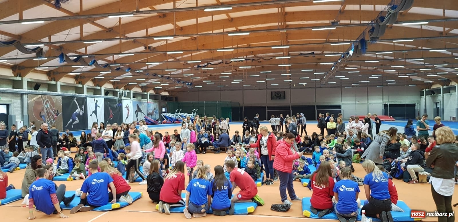 Zdjęcie w galerii na portalu naszraciborz.pl: ZSOMS edukuje z okazji Europejskiego Dnia Przywracania Czynności Serca  wiadomości z regionu