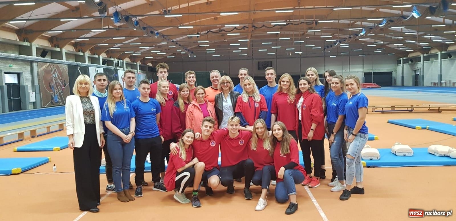 Zdjęcie w galerii na portalu naszraciborz.pl: ZSOMS edukuje z okazji Europejskiego Dnia Przywracania Czynności Serca  wiadomości z regionu