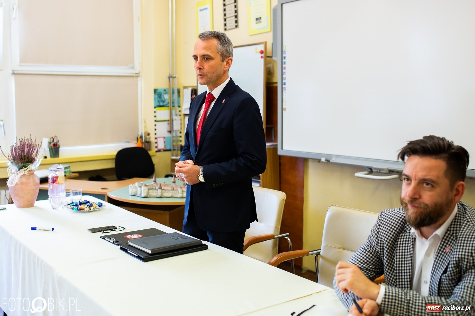 Zdjęcie w galerii na portalu naszraciborz.pl: Prezydent na Ostrogu. Frekwencja kiepska, NIE stanowcze [FOTO i AUDIO]  wiadomości z regionu