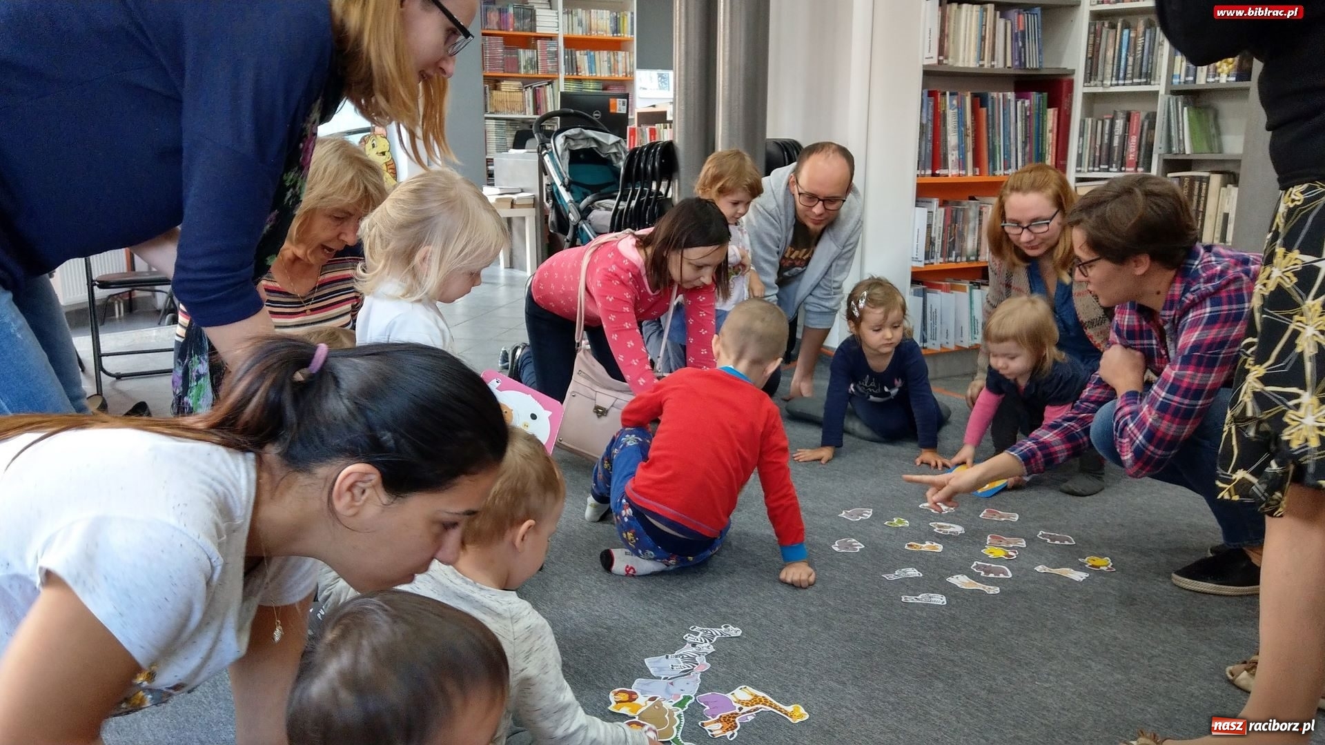 Zdjęcie w galerii na portalu naszraciborz.pl: Zwierzaki-dzieciaki w Klubie Malucha na Ostrogu wiadomości z regionu