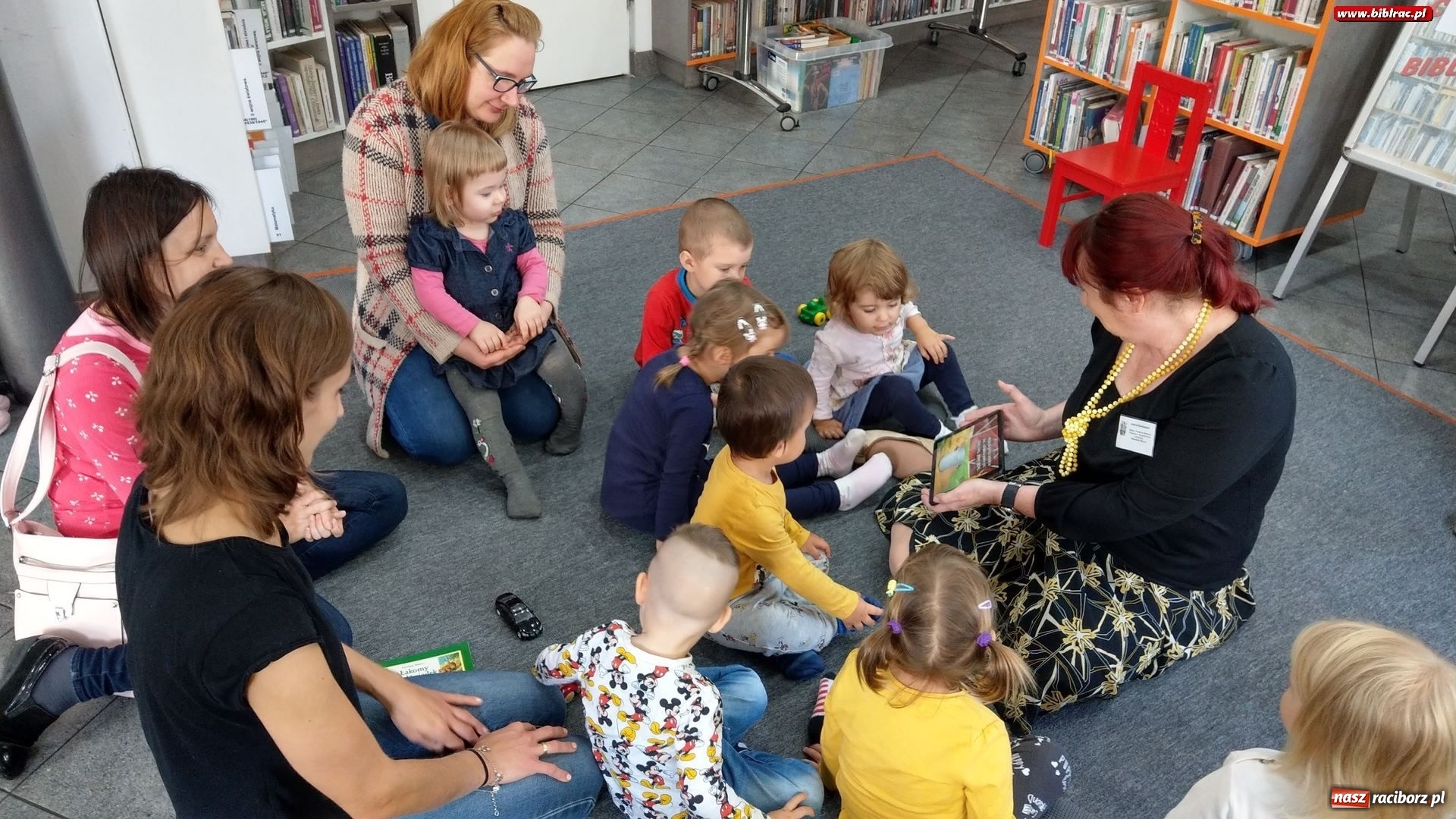 Zdjęcie w galerii na portalu naszraciborz.pl: Zwierzaki-dzieciaki w Klubie Malucha na Ostrogu wiadomości z regionu