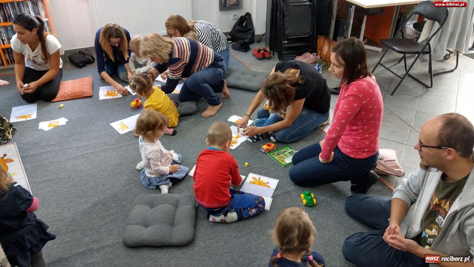 Zdjęcie w galerii na portalu naszraciborz.pl: Zwierzaki-dzieciaki w Klubie Malucha na Ostrogu wiadomości z regionu