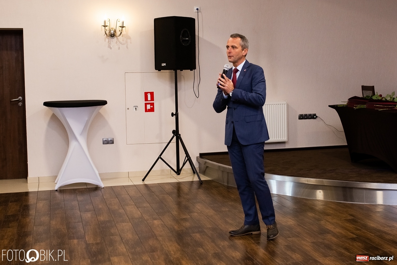 Zdjęcie w galerii na portalu naszraciborz.pl: Miejskie obchody Święta Edukacji Narodowej [FOTO] wiadomości z regionu