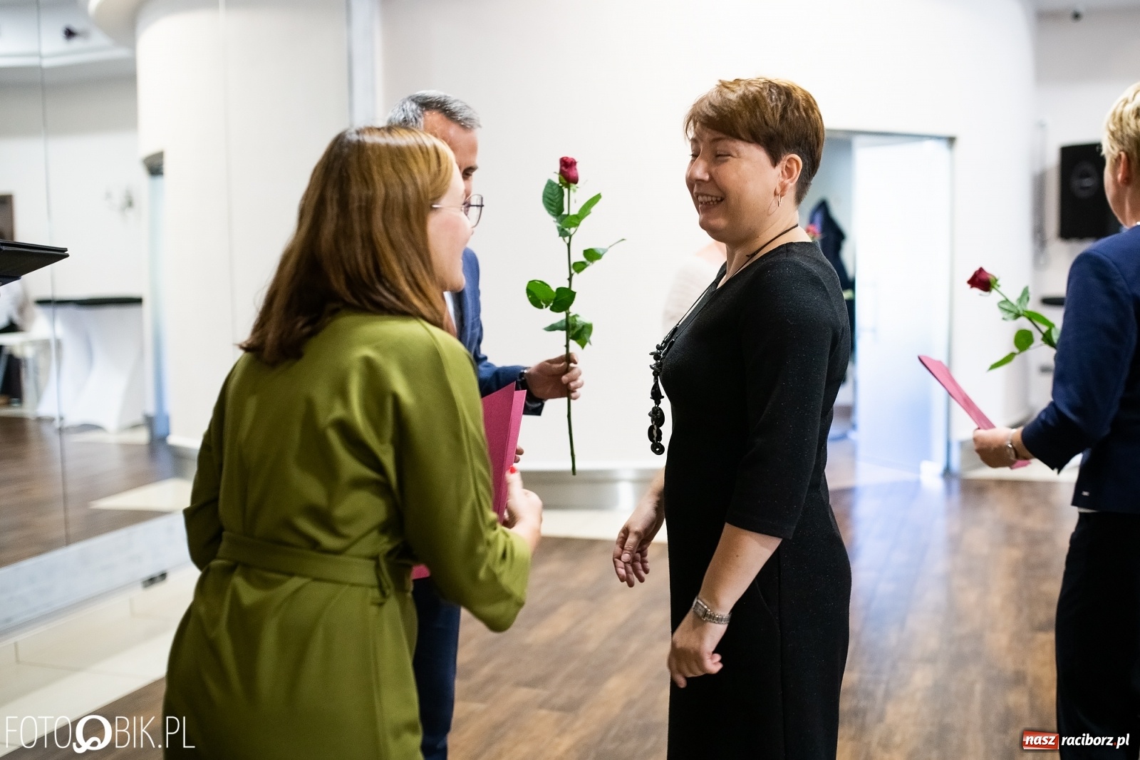 Zdjęcie w galerii na portalu naszraciborz.pl: Miejskie obchody Święta Edukacji Narodowej [FOTO] wiadomości z regionu