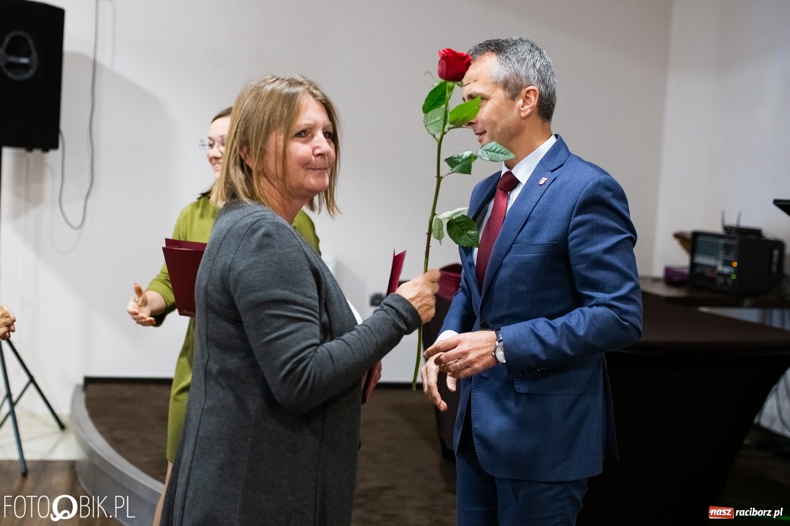 Zdjęcie w galerii na portalu naszraciborz.pl: Miejskie obchody Święta Edukacji Narodowej [FOTO] wiadomości z regionu