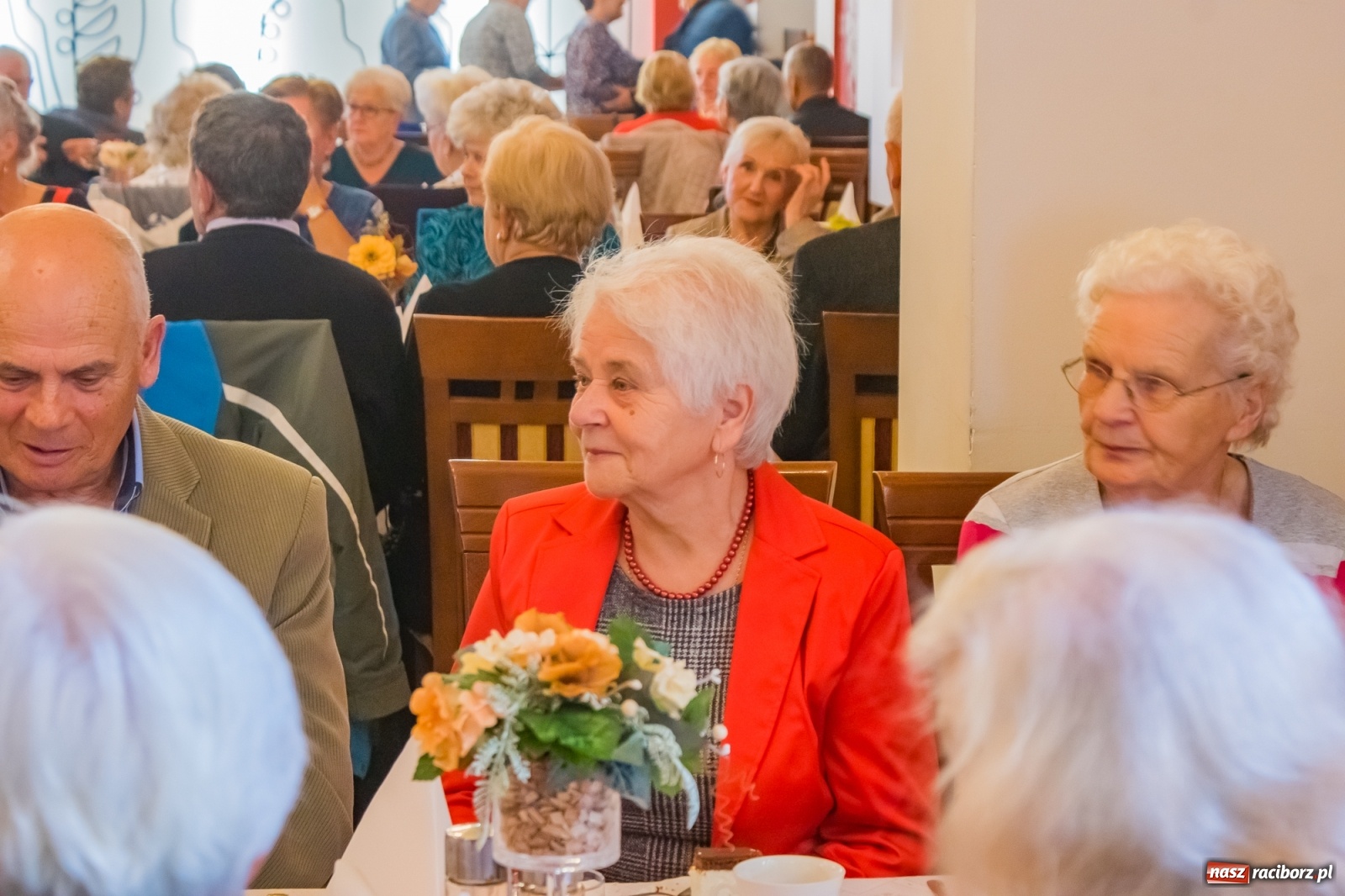 Zdjęcie w galerii na portalu naszraciborz.pl: Seniorzy świętowali w Raciborskiej [FOTO] wiadomości z regionu