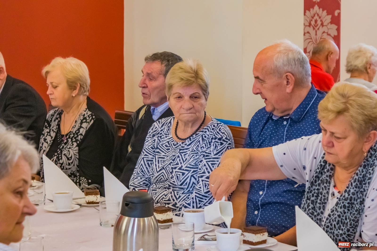 Zdjęcie w galerii na portalu naszraciborz.pl: Seniorzy świętowali w Raciborskiej [FOTO] wiadomości z regionu
