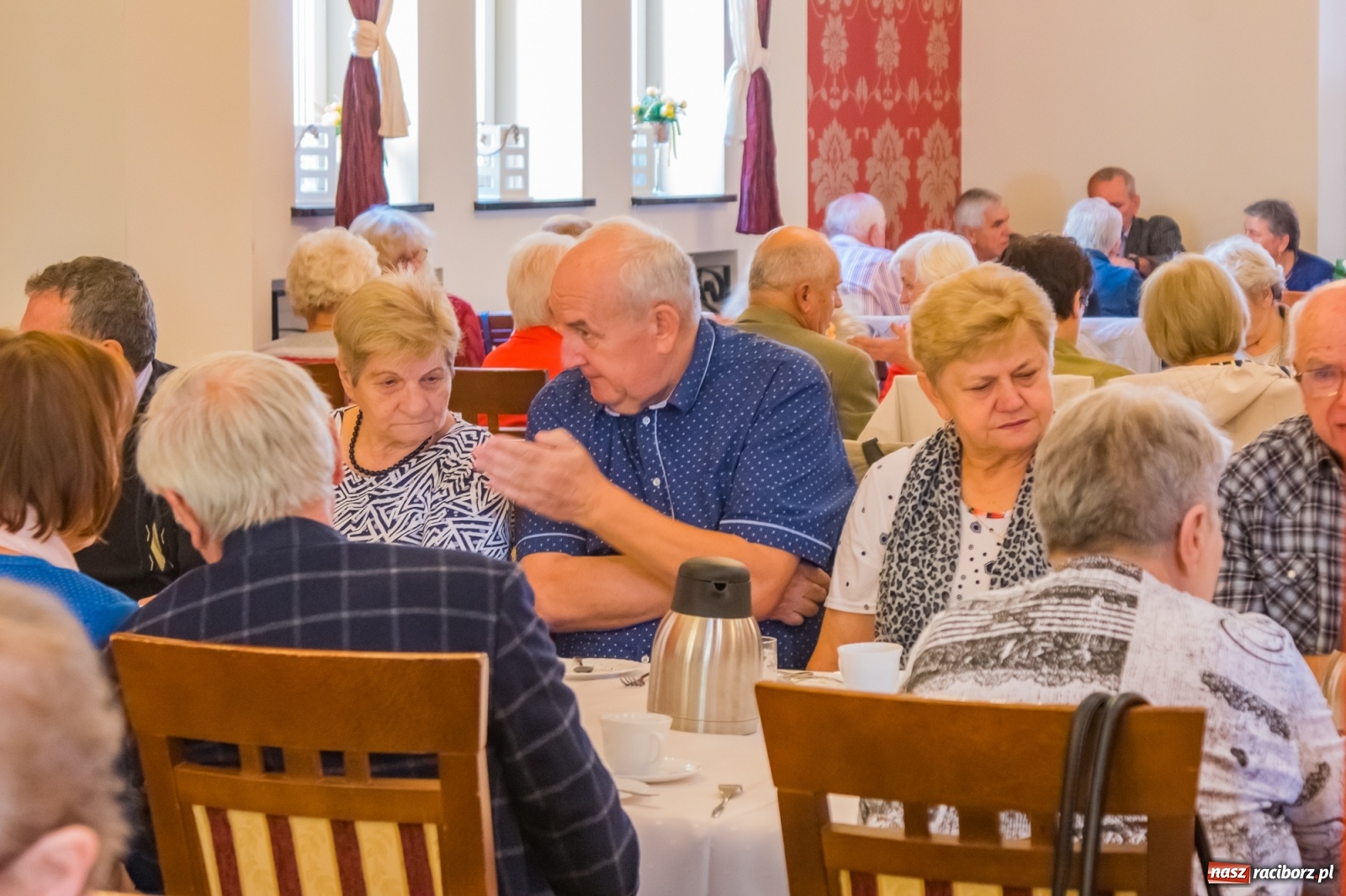 Zdjęcie w galerii na portalu naszraciborz.pl: Seniorzy świętowali w Raciborskiej [FOTO] wiadomości z regionu