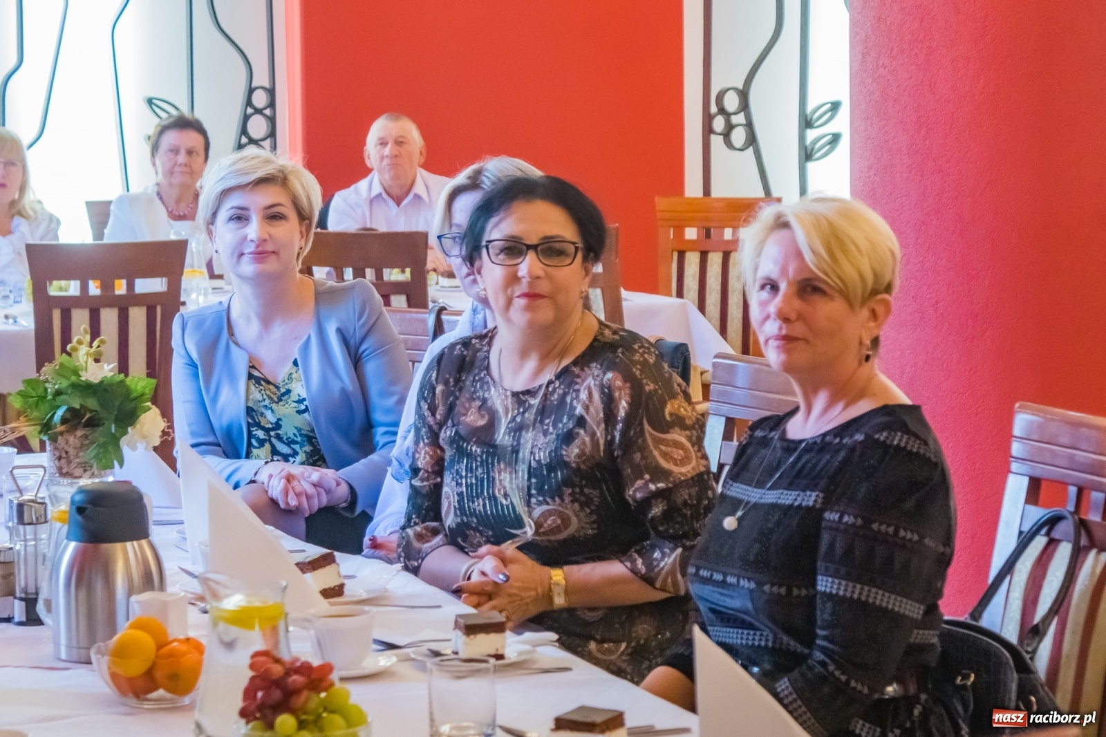 Zdjęcie w galerii na portalu naszraciborz.pl: Seniorzy świętowali w Raciborskiej [FOTO] wiadomości z regionu