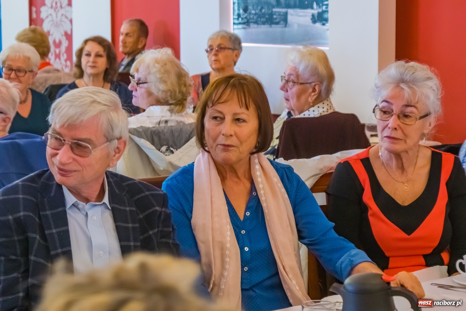 Zdjęcie w galerii na portalu naszraciborz.pl: Seniorzy świętowali w Raciborskiej [FOTO] wiadomości z regionu