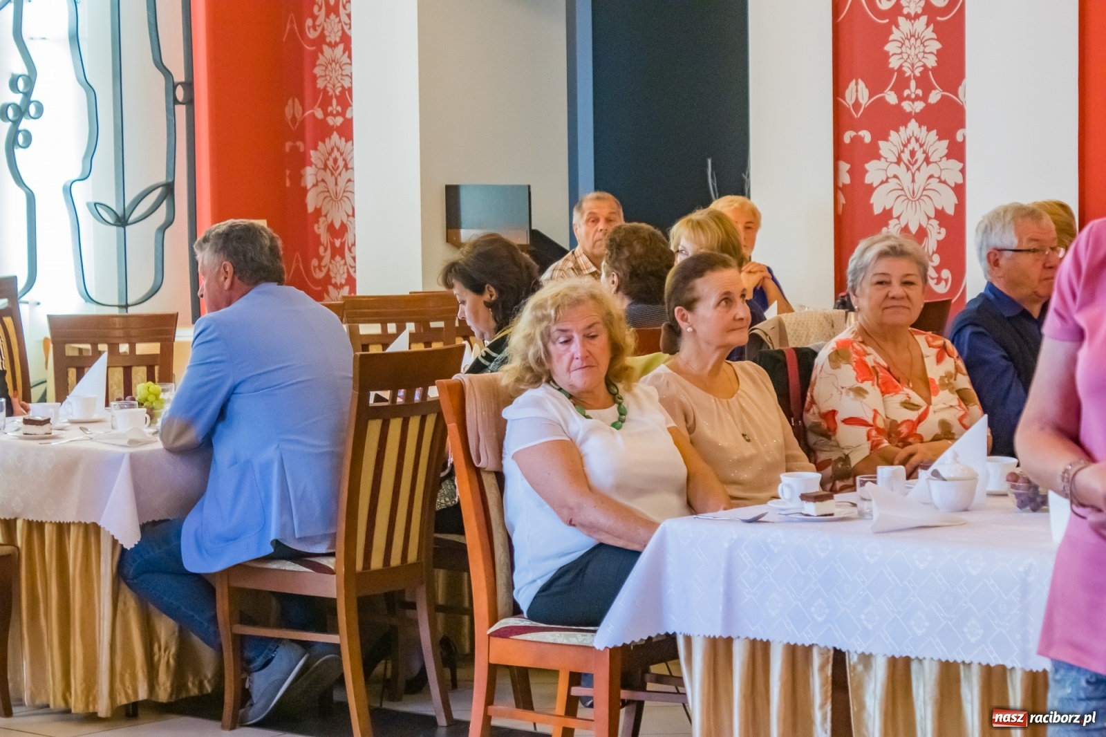 Zdjęcie w galerii na portalu naszraciborz.pl: Seniorzy świętowali w Raciborskiej [FOTO] wiadomości z regionu