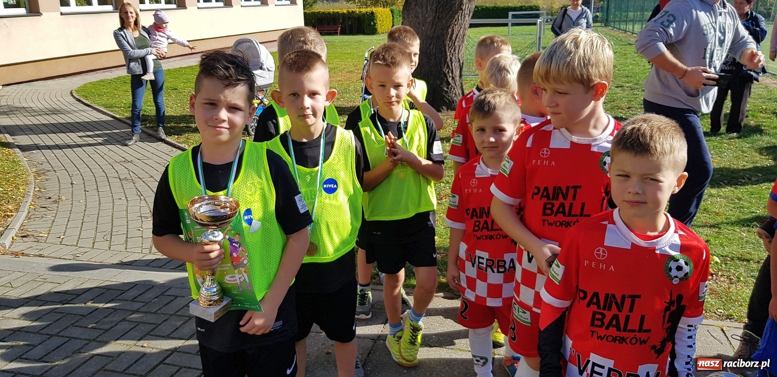 Zdjęcie w galerii na portalu naszraciborz.pl: Z podwórka na stadion U8. Rywalizacja w Pawłowie  wiadomości z regionu