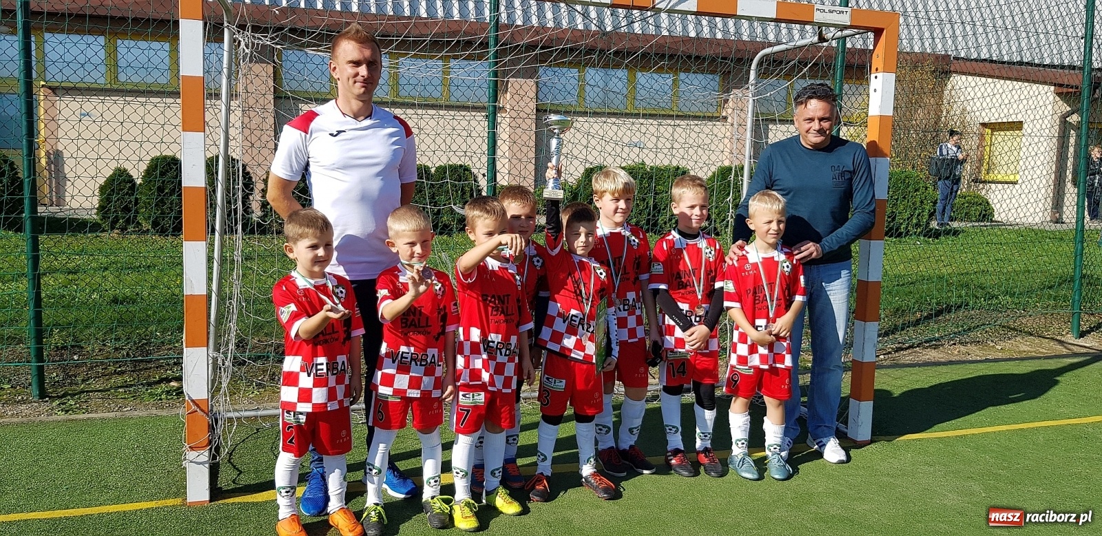 Zdjęcie w galerii na portalu naszraciborz.pl: Z podwórka na stadion U8. Rywalizacja w Pawłowie  wiadomości z regionu