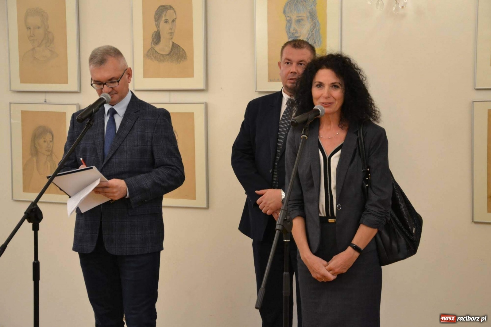 Zdjęcie w galerii na portalu naszraciborz.pl: Młodzieżowy Tydzień Sztuki - wernisaż na Zamku Piastowskim wiadomości z regionu